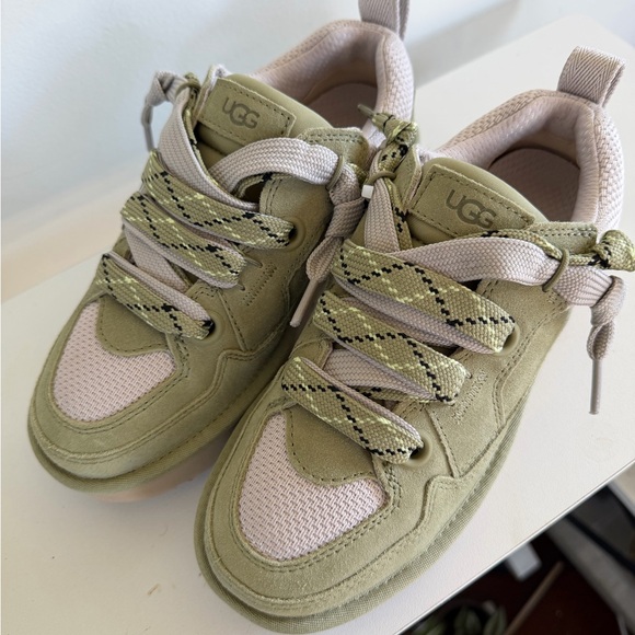 UGG Shoes - UGG Lo Lowmel sneakers